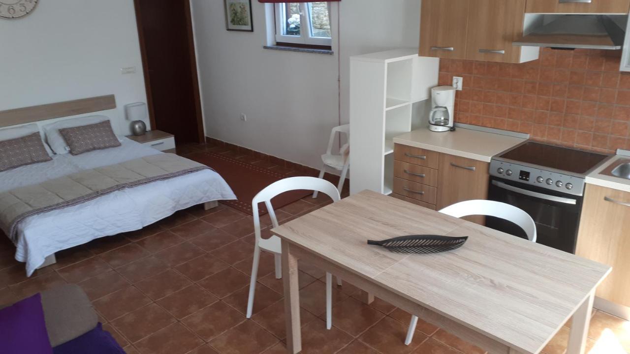 PUY Apartments Ana And Vesna מראה חיצוני תמונה