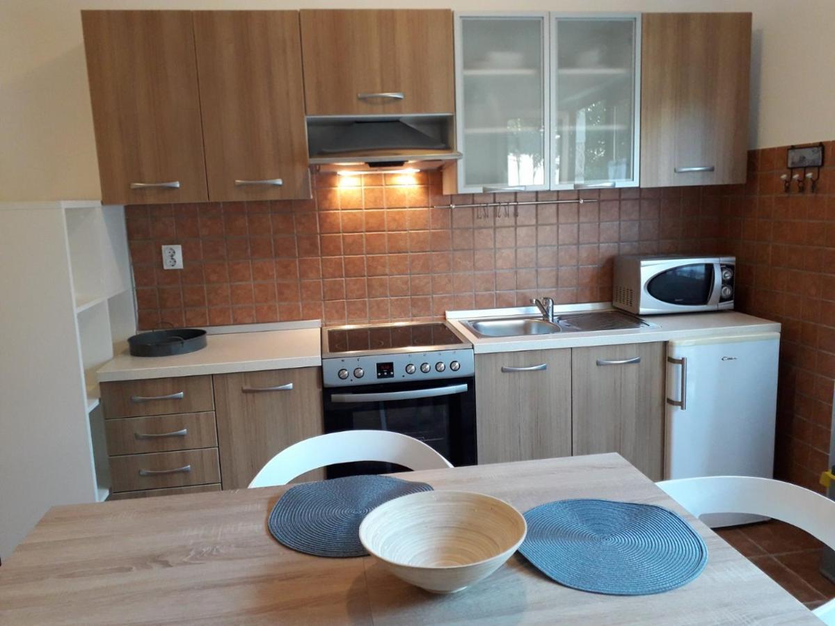 PUY Apartments Ana And Vesna מראה חיצוני תמונה
